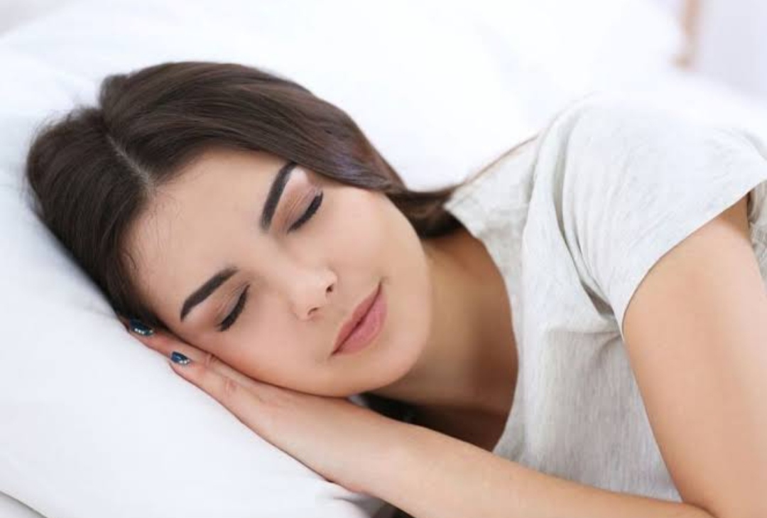 अच्छी नींद लेना स्वास्थ्य के लिए बेहद जरूरी, नहीं आती नींद तो करें ये उपाय