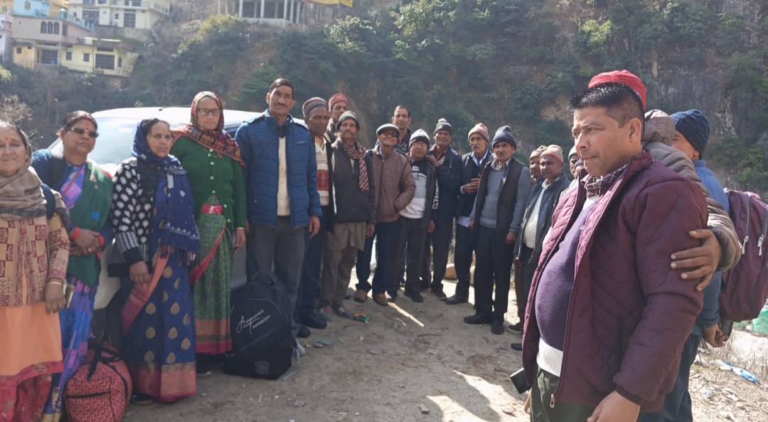 पहलगाम में शहीद हुए समस्त शहीदों को गुरिल्ला परिवार ने दी श्रद्धांजलि, कहा देश की सुरक्षा प्रणाली बहुत कमजोर
