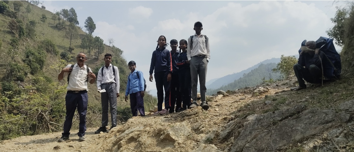 चार साल बाद भी कनारीछीना सड़क मार्ग के लिए नहीं मिला बजट, युवा कर रहे पलायन 