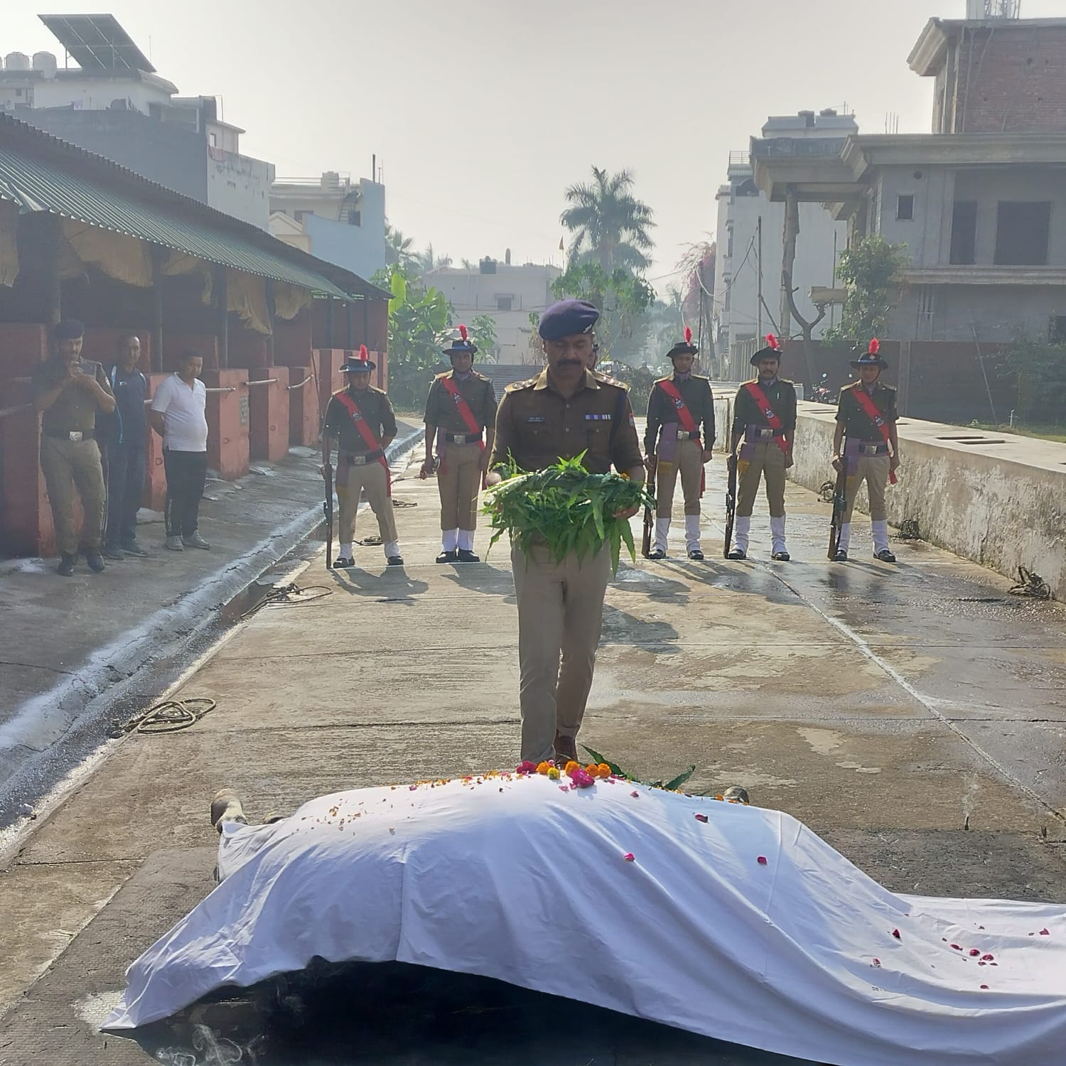 नैनीताल पुलिस अश्व दल में शामिल अश्व रूबी ने 14 वर्ष की आयु में ली अंतिम सांस,